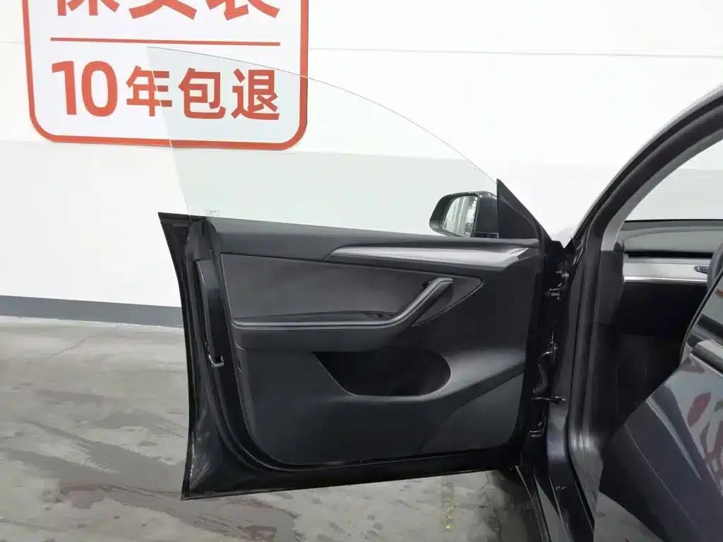 Model Y 2024 Rear-Wheel Drive — миниатюра 8