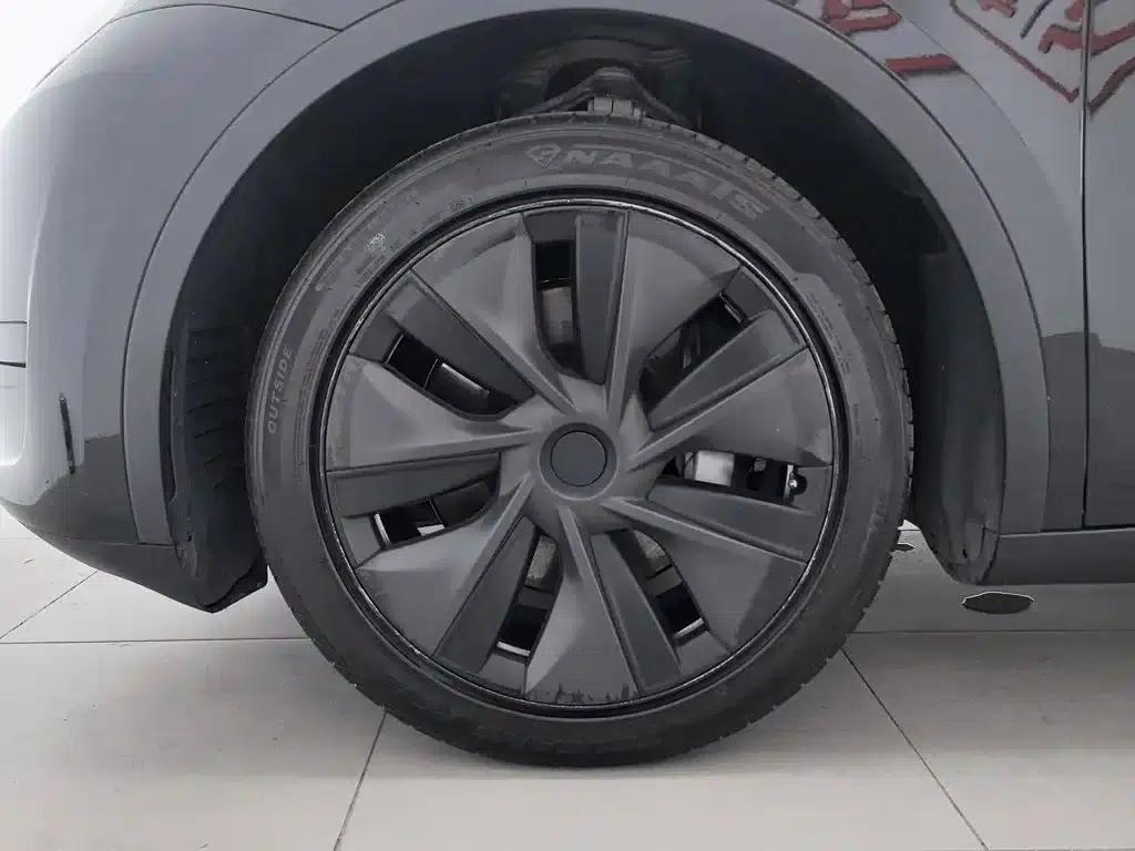 Model Y 2024 Rear-Wheel Drive — миниатюра 17