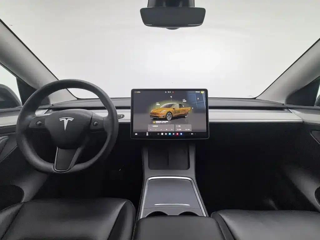 Model Y 2024 Rear-Wheel Drive — миниатюра 5
