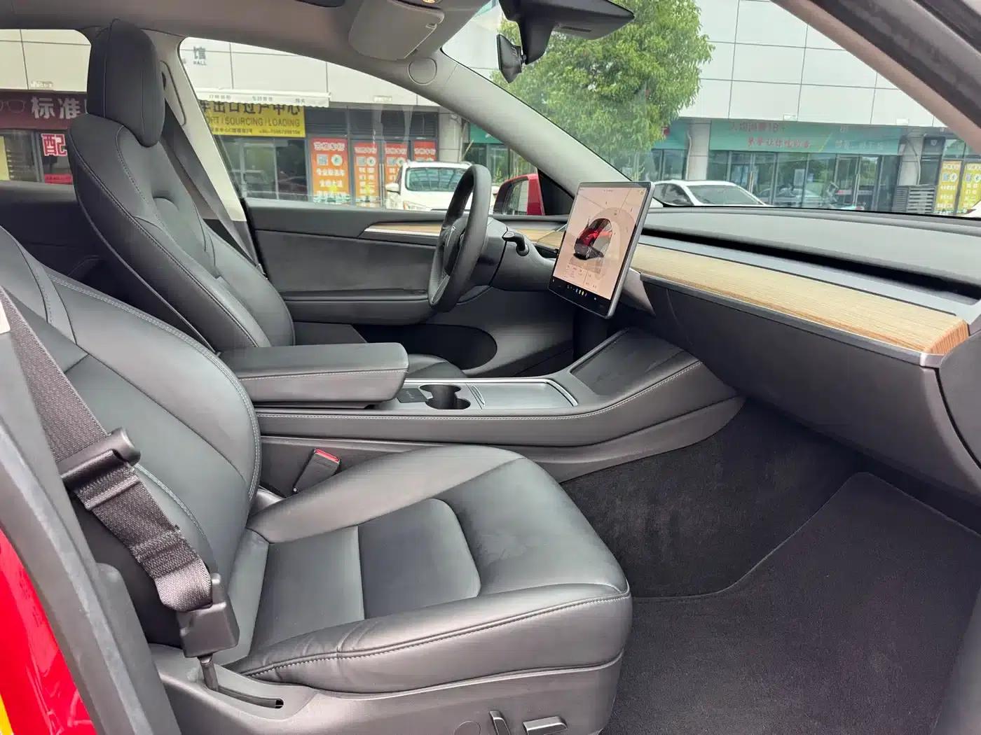 Model Y 2022 Rear-Wheel Drive — миниатюра 11
