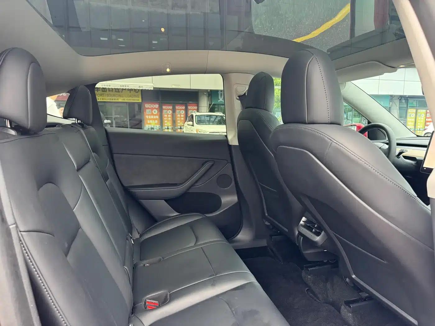 Model Y 2022 Rear-Wheel Drive — миниатюра 12