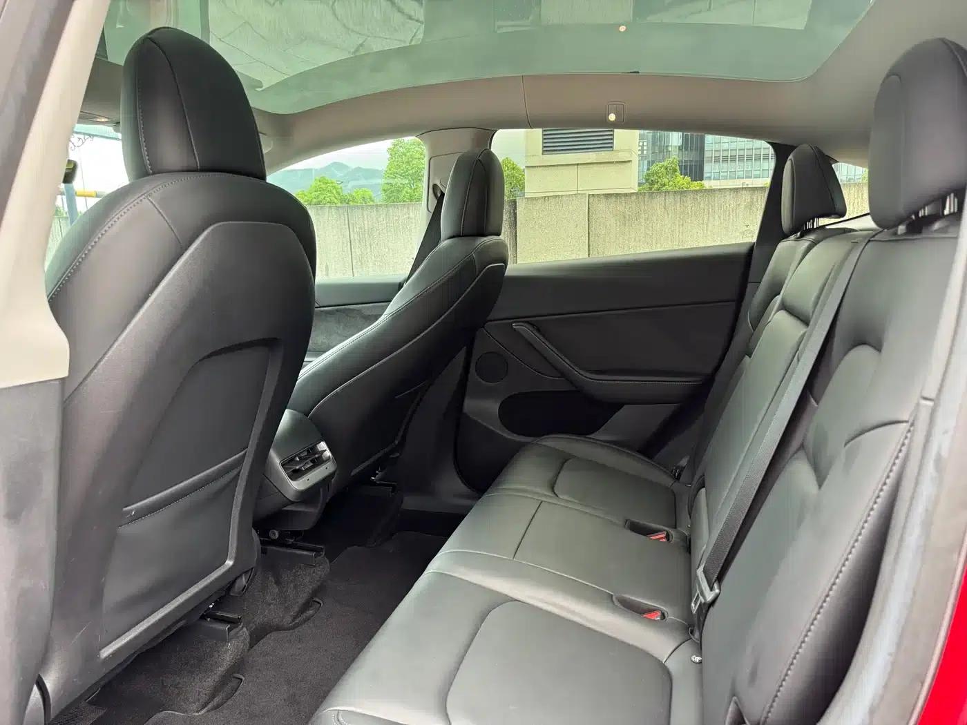 Model Y 2022 Rear-Wheel Drive — миниатюра 9