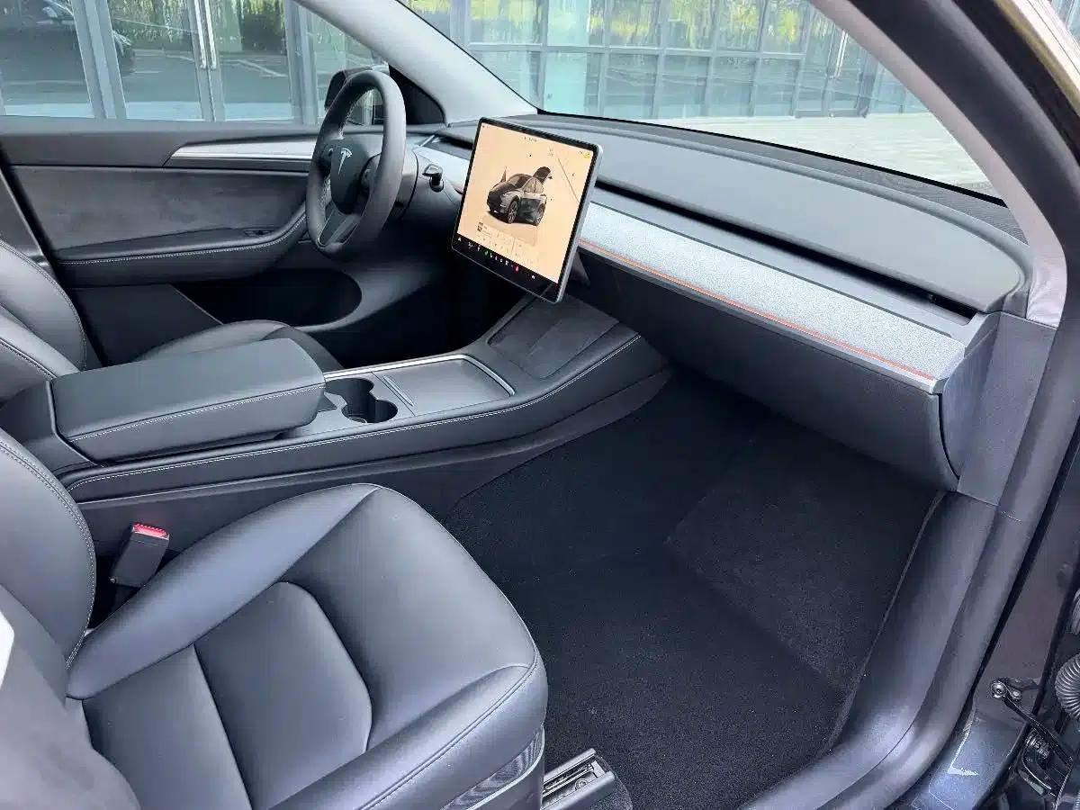Model Y 2024 Rear-Wheel Drive — миниатюра 13