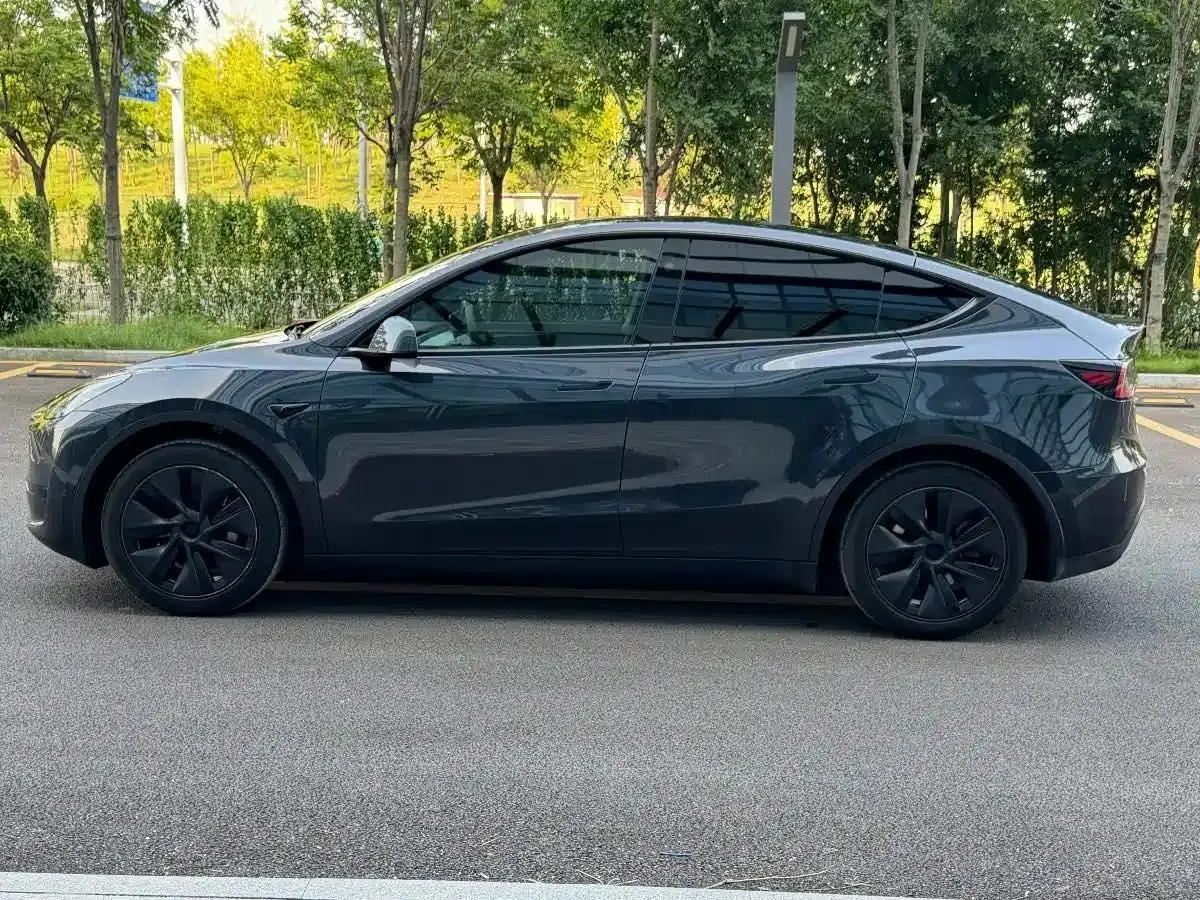 Model Y 2024 Rear-Wheel Drive — миниатюра 8