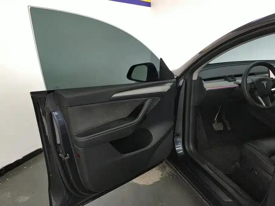 Model Y 2024 Rear-Wheel Drive — миниатюра 7