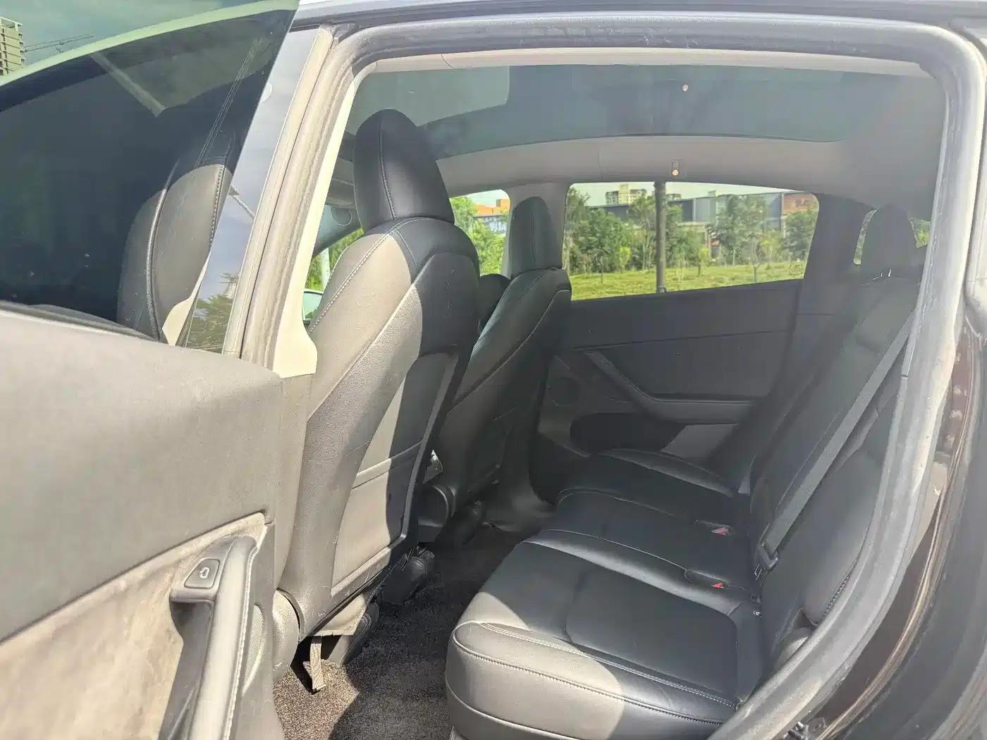 Model Y 2023 Rear-Wheel Drive — миниатюра 5