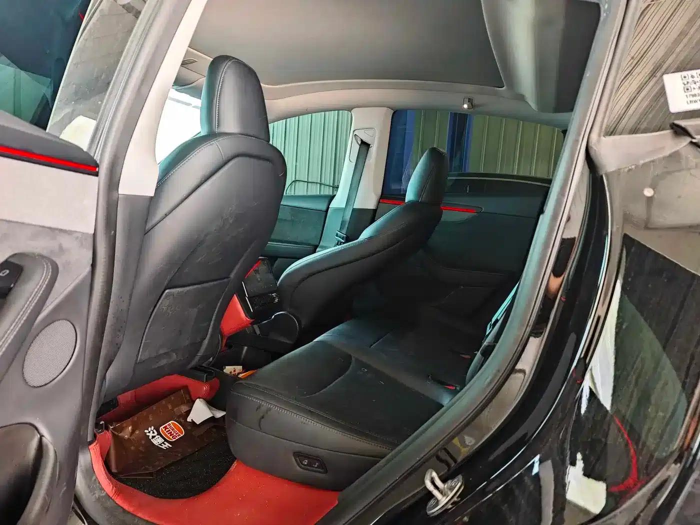 Model Y 2025 Long Range All-Wheel Drive First Edition — миниатюра 6