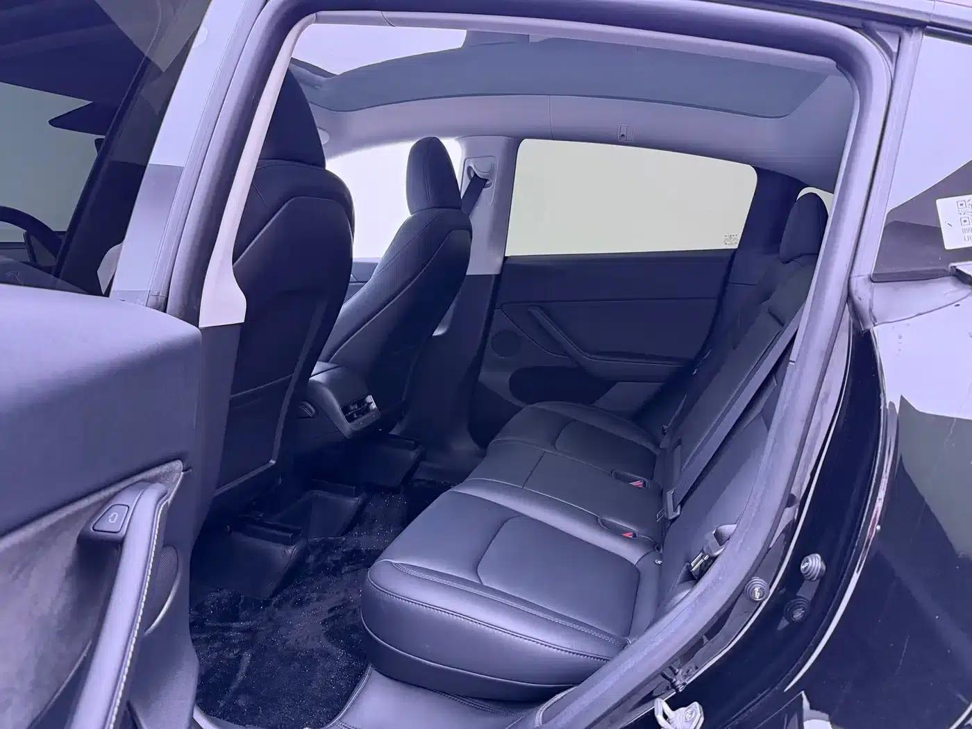 Model Y 2023 Rear-Wheel Drive — миниатюра 5