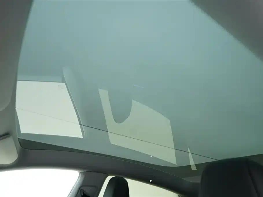 Model Y 2025 Long Range All-Wheel Drive — миниатюра 11