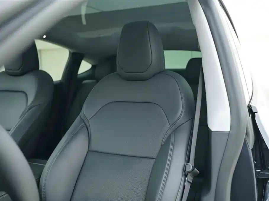 Model Y 2025 Long Range All-Wheel Drive — миниатюра 13