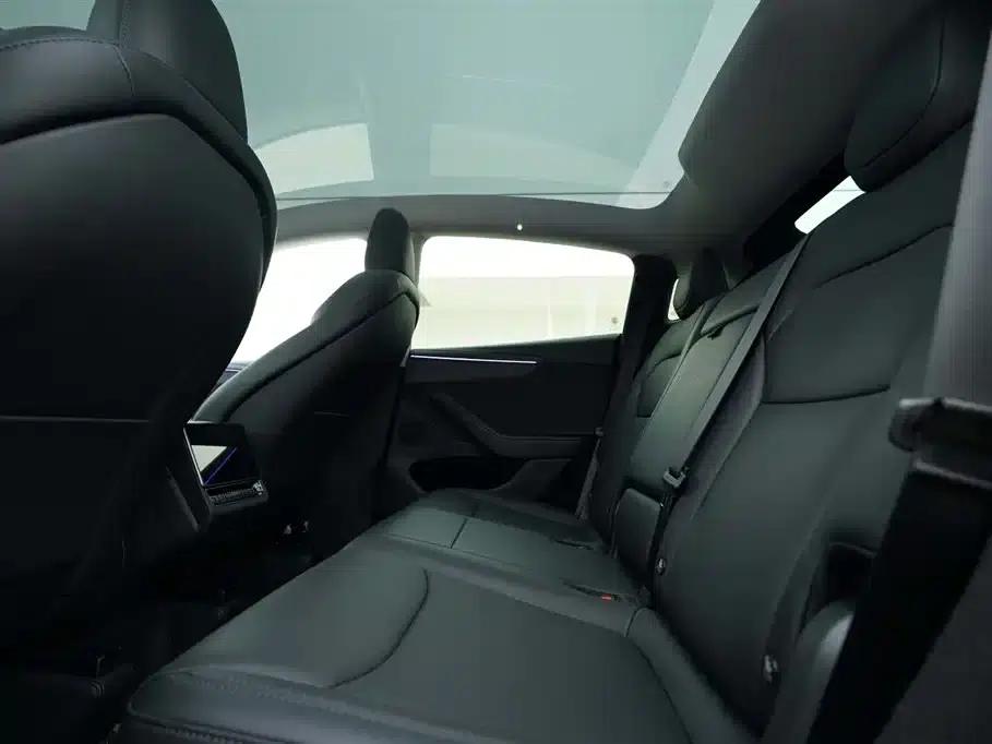 Model Y 2025 Long Range All-Wheel Drive — миниатюра 20