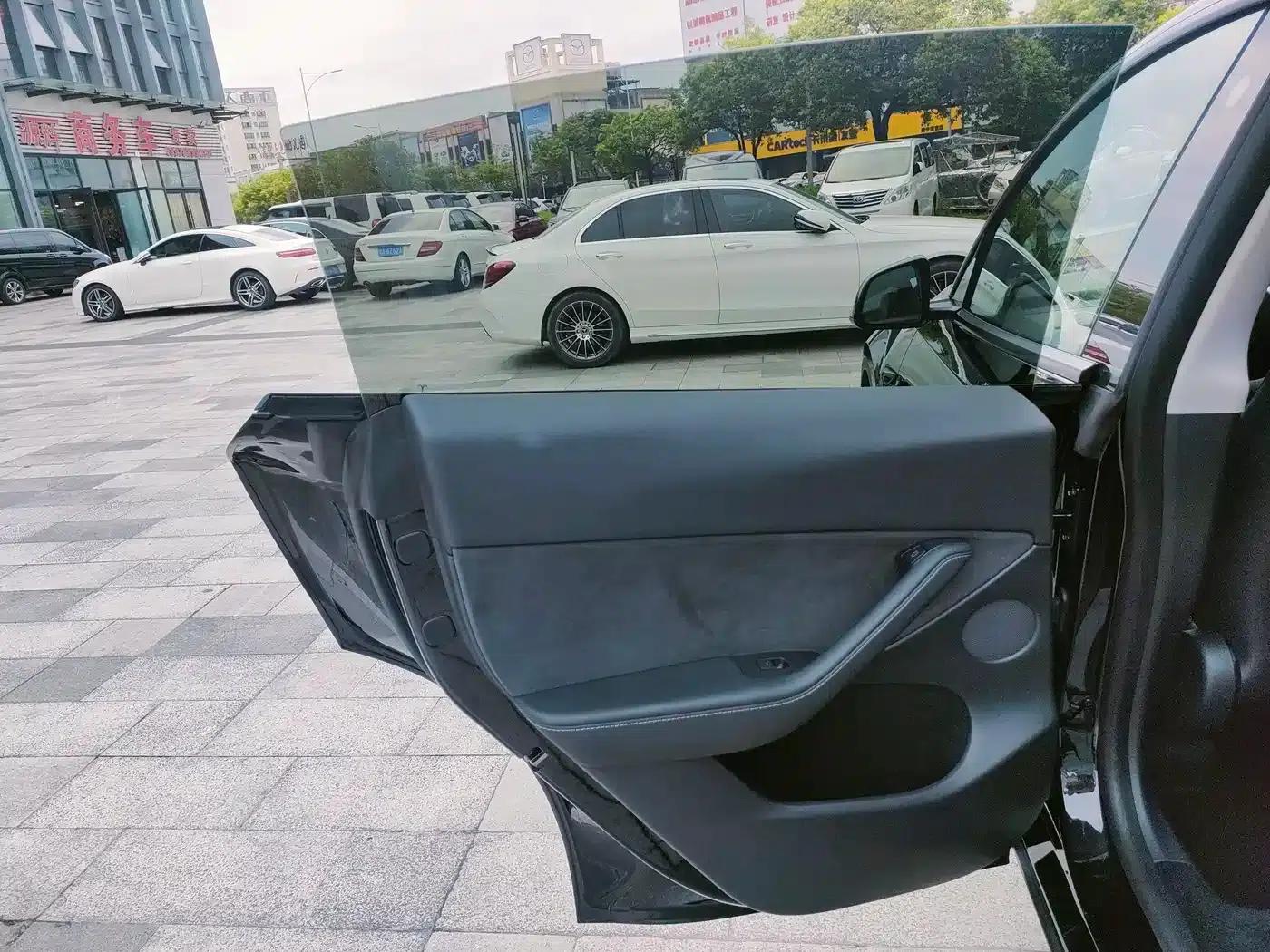 Model Y 2021 Standard Range Rear-Wheel Drive — миниатюра 13