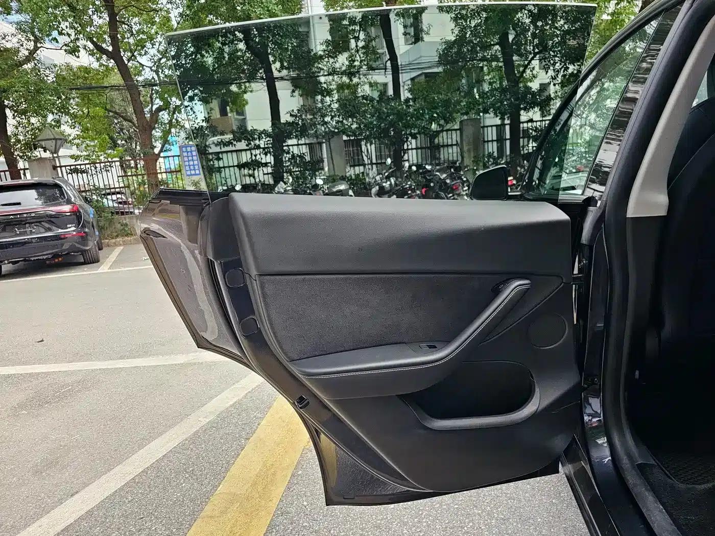 Model Y 2024 Rear-Wheel Drive — миниатюра 15