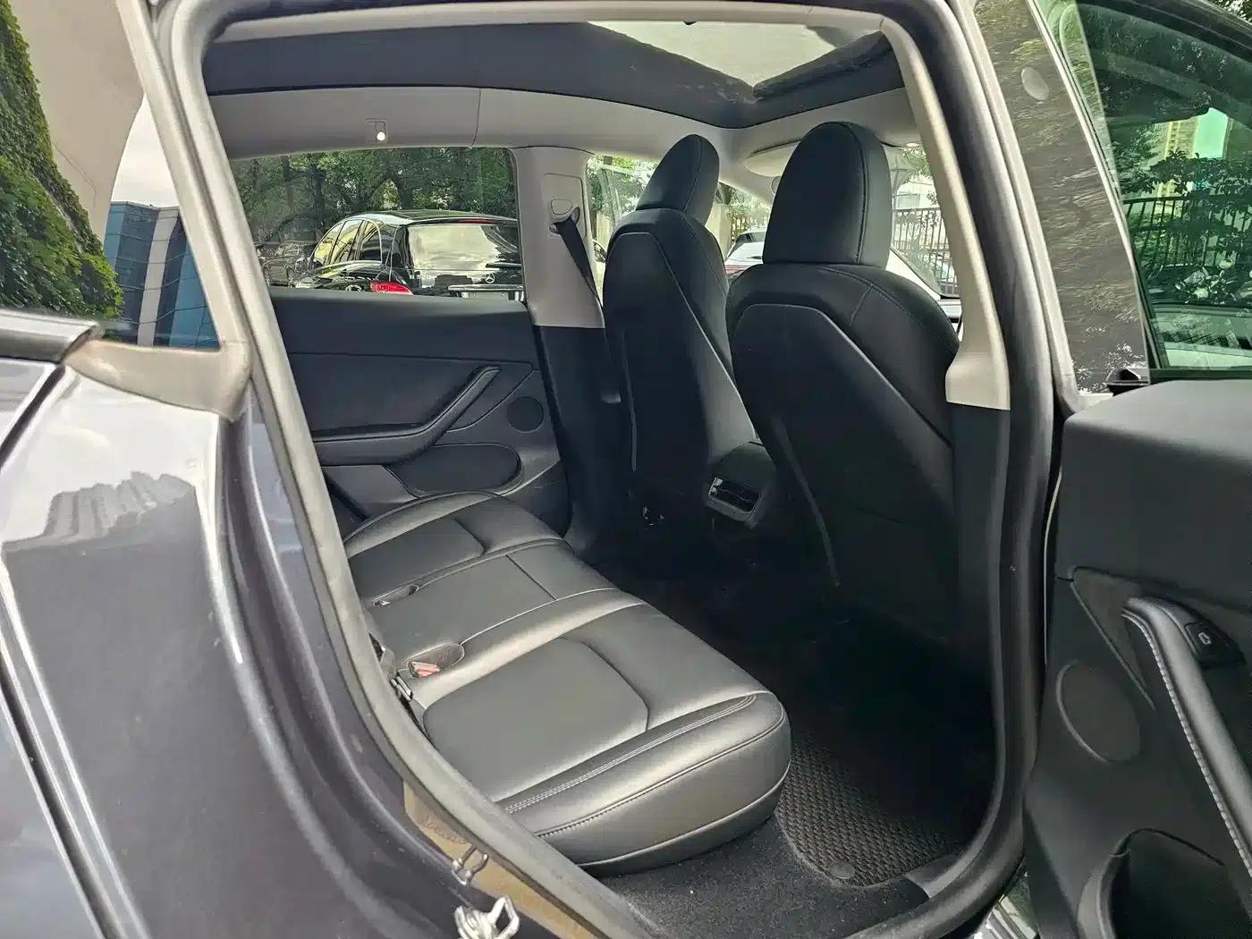 Model Y 2024 Rear-Wheel Drive — миниатюра 16