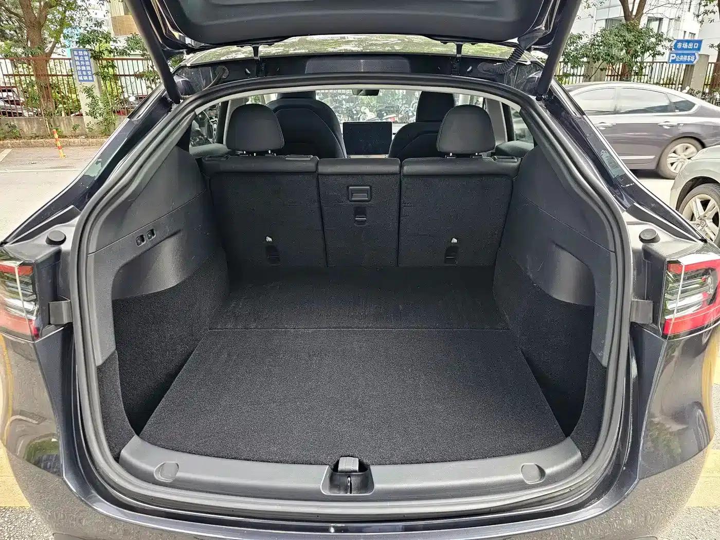 Model Y 2024 Rear-Wheel Drive — миниатюра 20