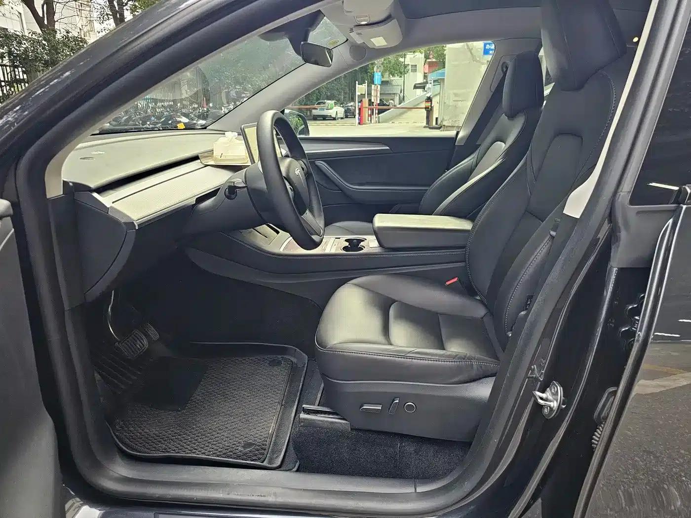 Model Y 2024 Rear-Wheel Drive — миниатюра 9