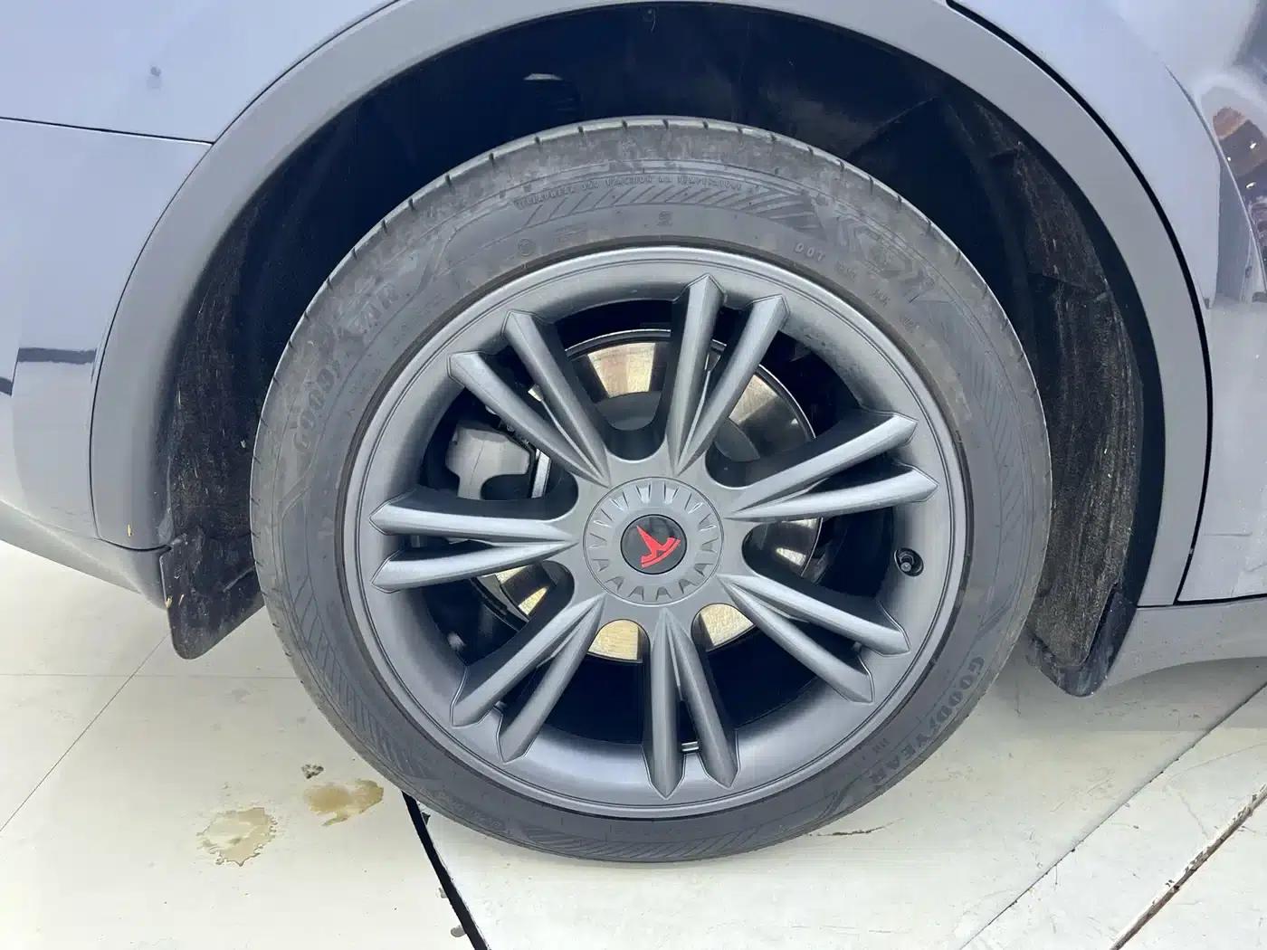 Model Y 2024 Rear-Wheel Drive — миниатюра 31
