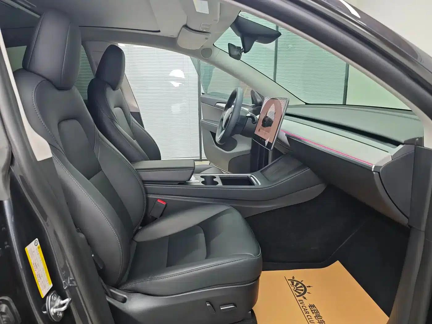 Model Y 2024 Long Range All-Wheel Drive — миниатюра 47