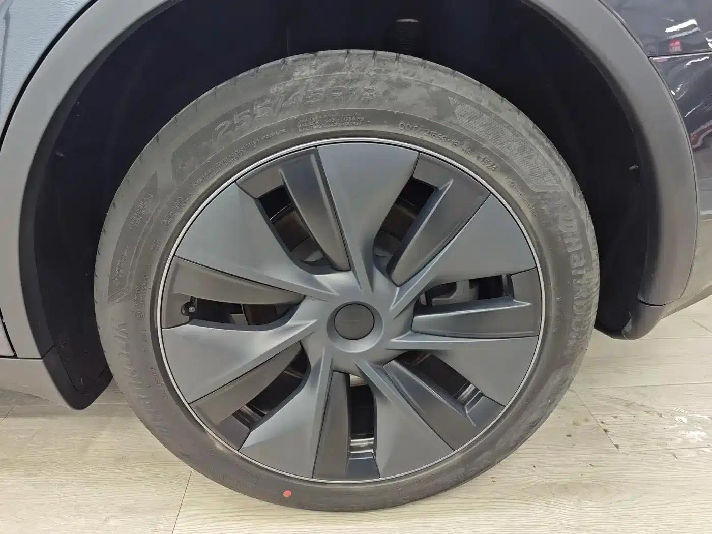 Model Y 2024 Long Range All-Wheel Drive — миниатюра 54