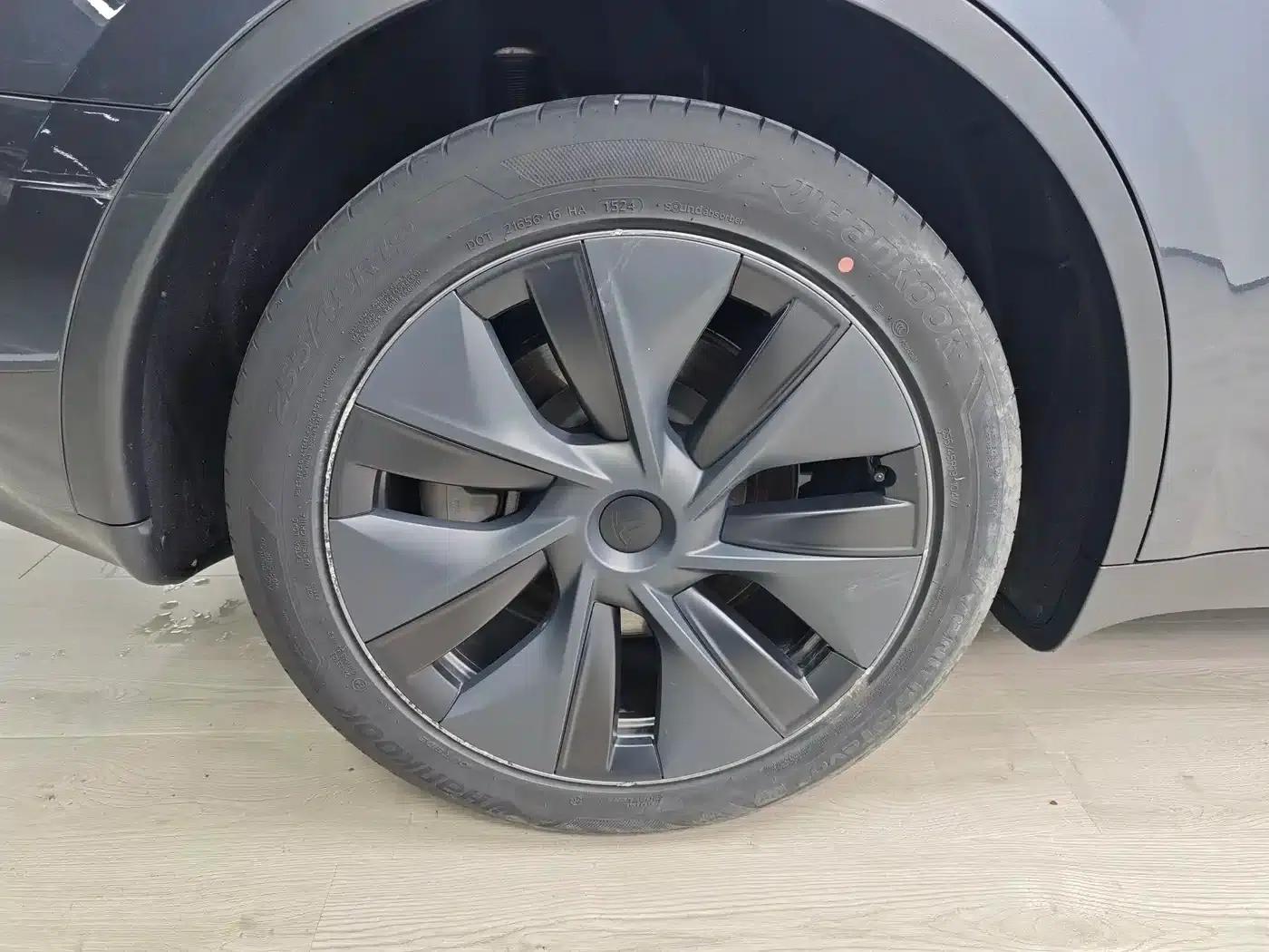 Model Y 2024 Long Range All-Wheel Drive — миниатюра 57