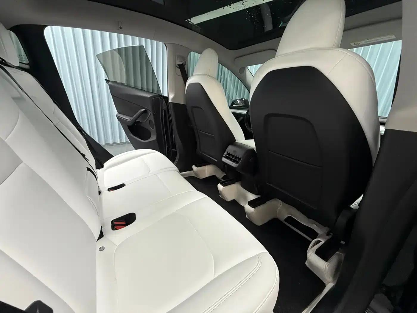Model Y 2024 Rear-Wheel Drive — миниатюра 6
