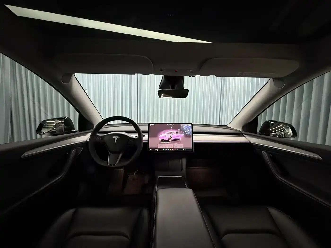 Model Y 2023 Rear-Wheel Drive — миниатюра 4