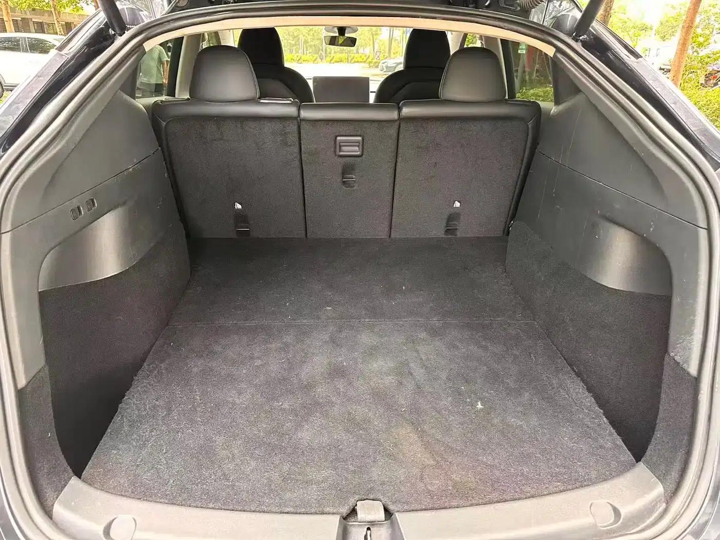 Model Y 2024 Rear-Wheel Drive — миниатюра 13