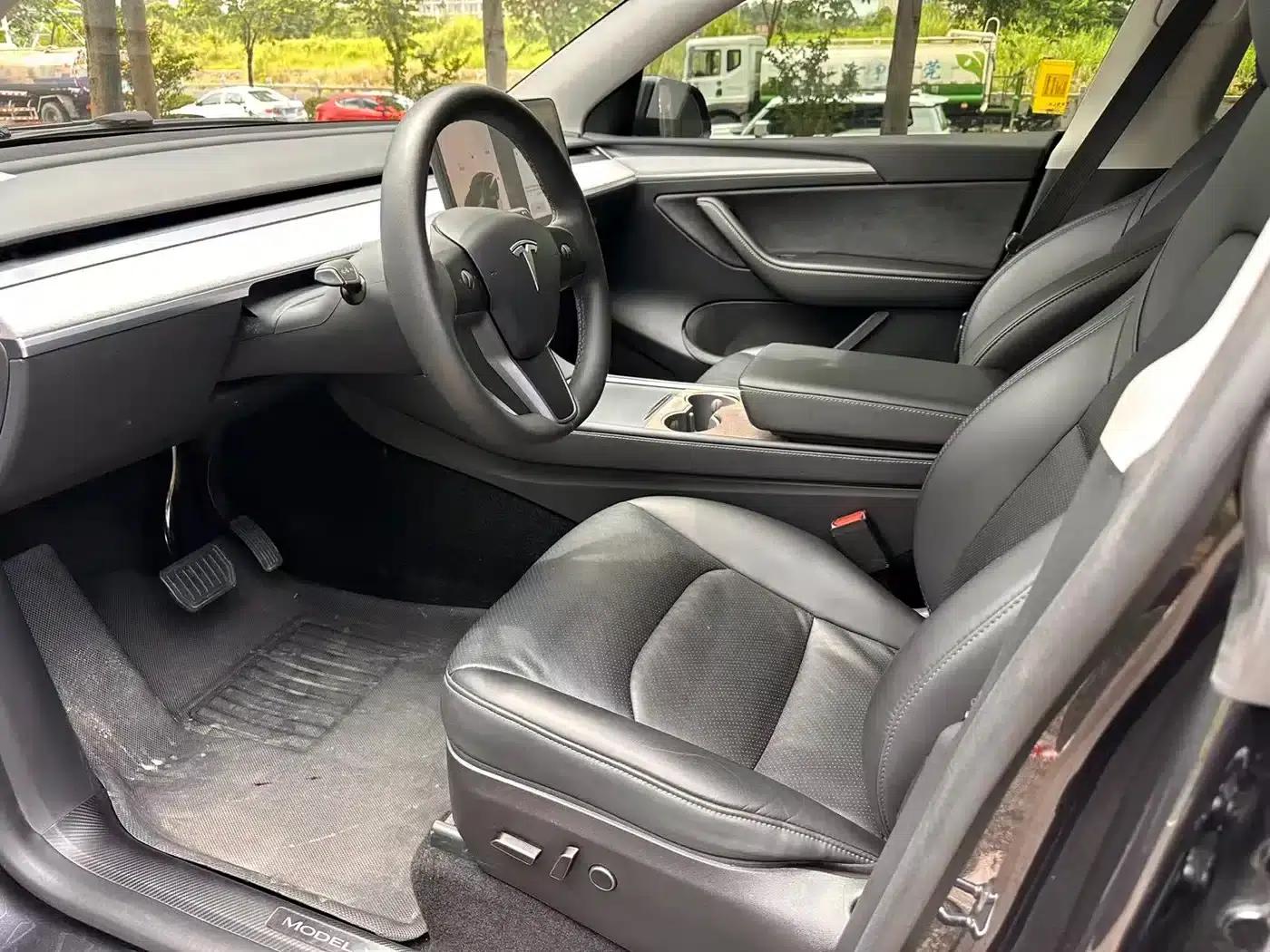 Model Y 2024 Rear-Wheel Drive — миниатюра 7