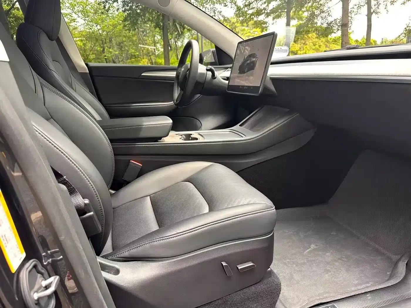 Model Y 2024 Rear-Wheel Drive — миниатюра 9
