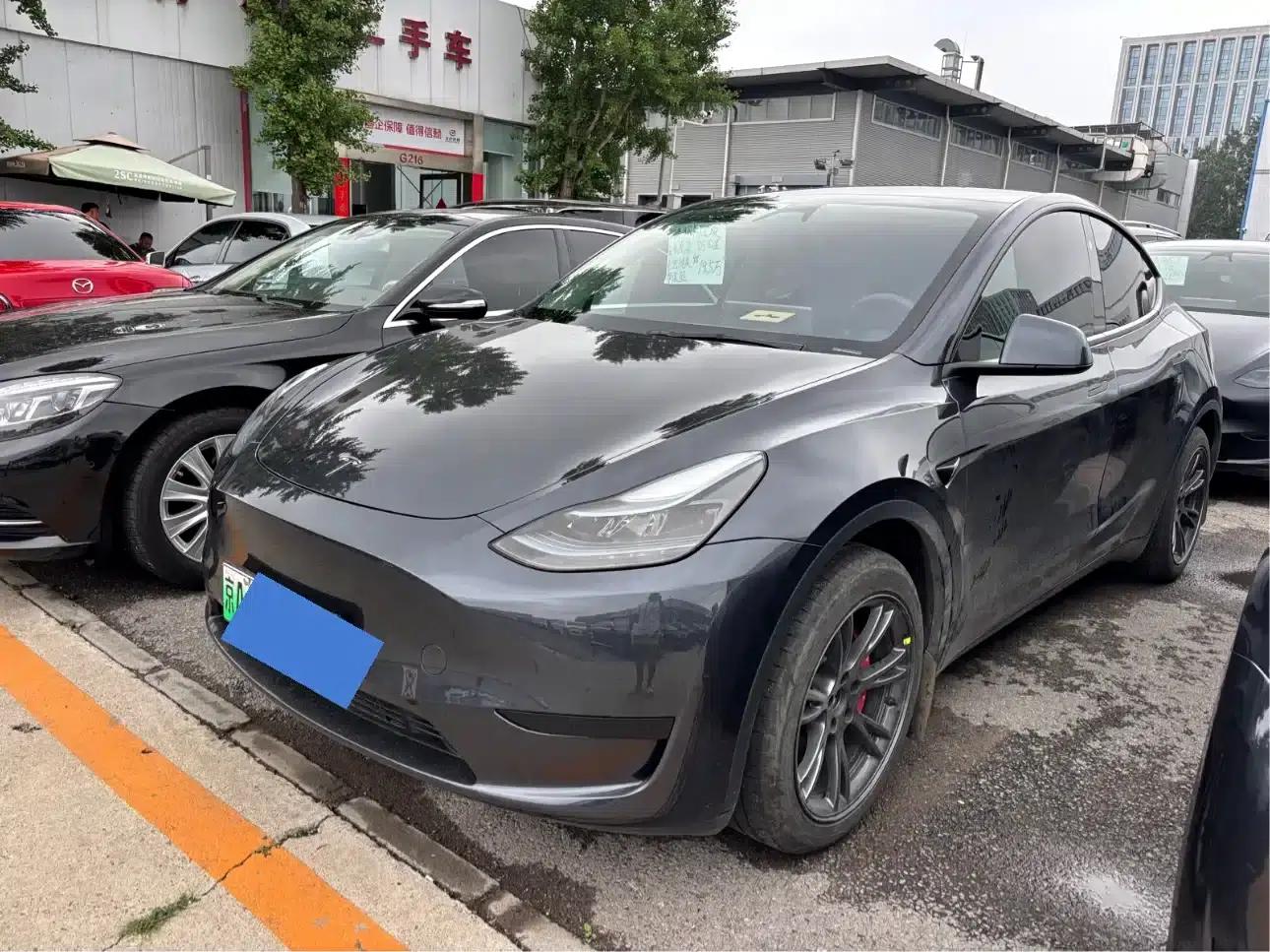 Model Y 2024 Rear-Wheel Drive — миниатюра 1