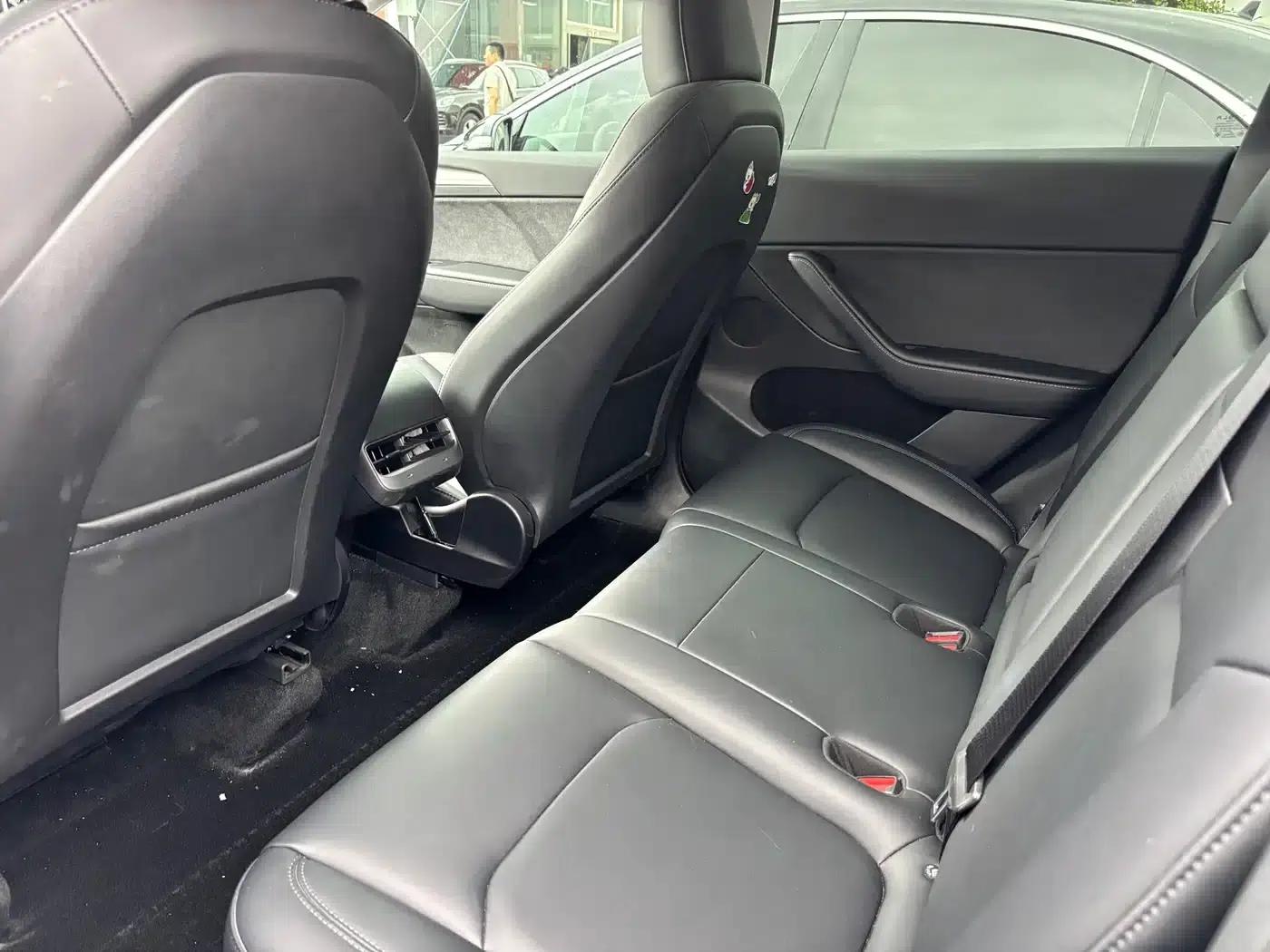 Model Y 2024 Rear-Wheel Drive — миниатюра 3