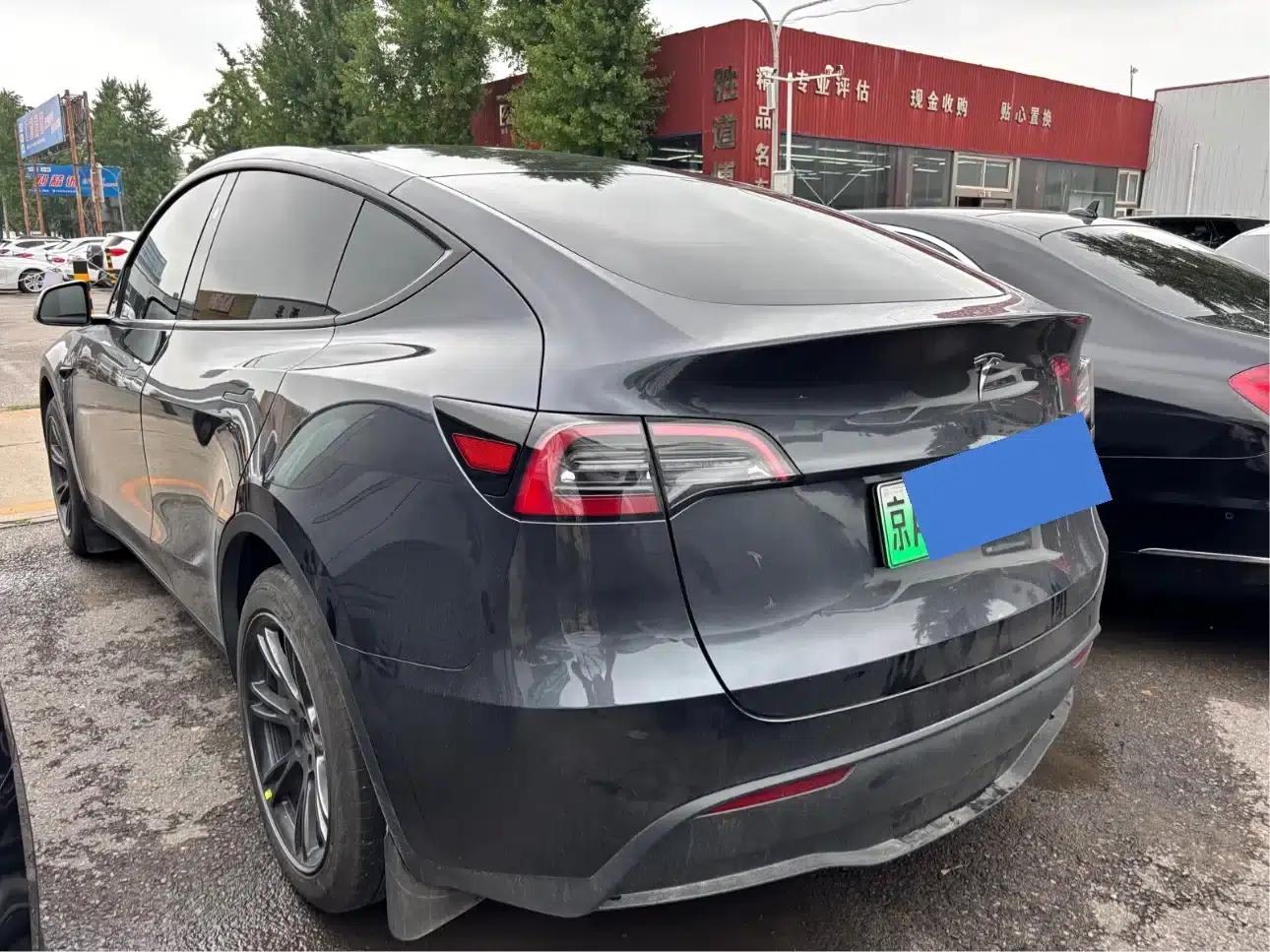 Model Y 2024 Rear-Wheel Drive — миниатюра 9