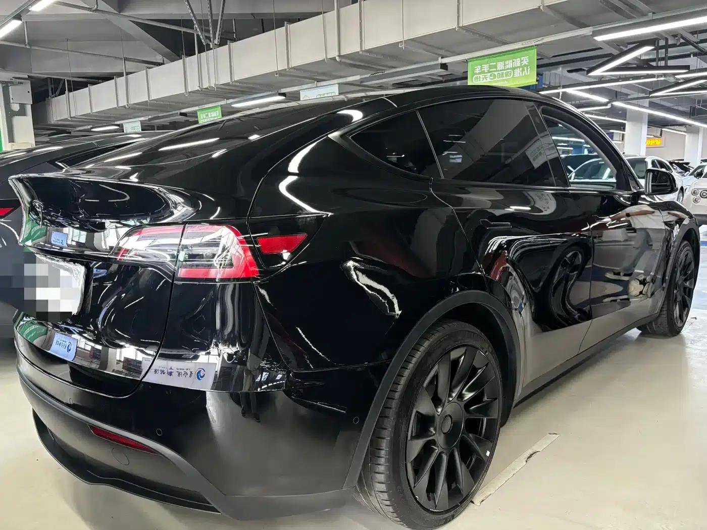 Model Y 2023 Rear-Wheel Drive — миниатюра 14