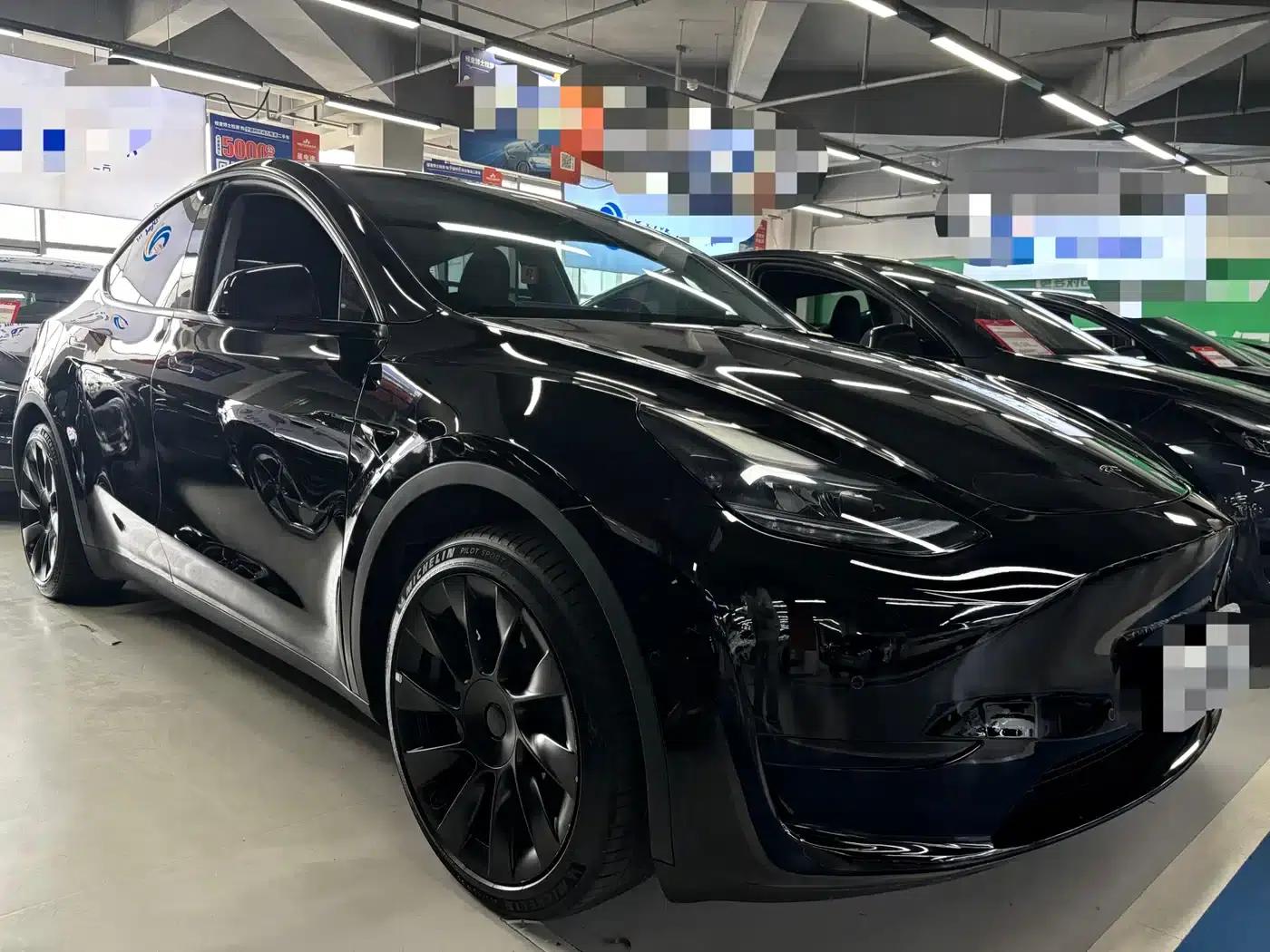 Model Y 2023 Rear-Wheel Drive — миниатюра 3
