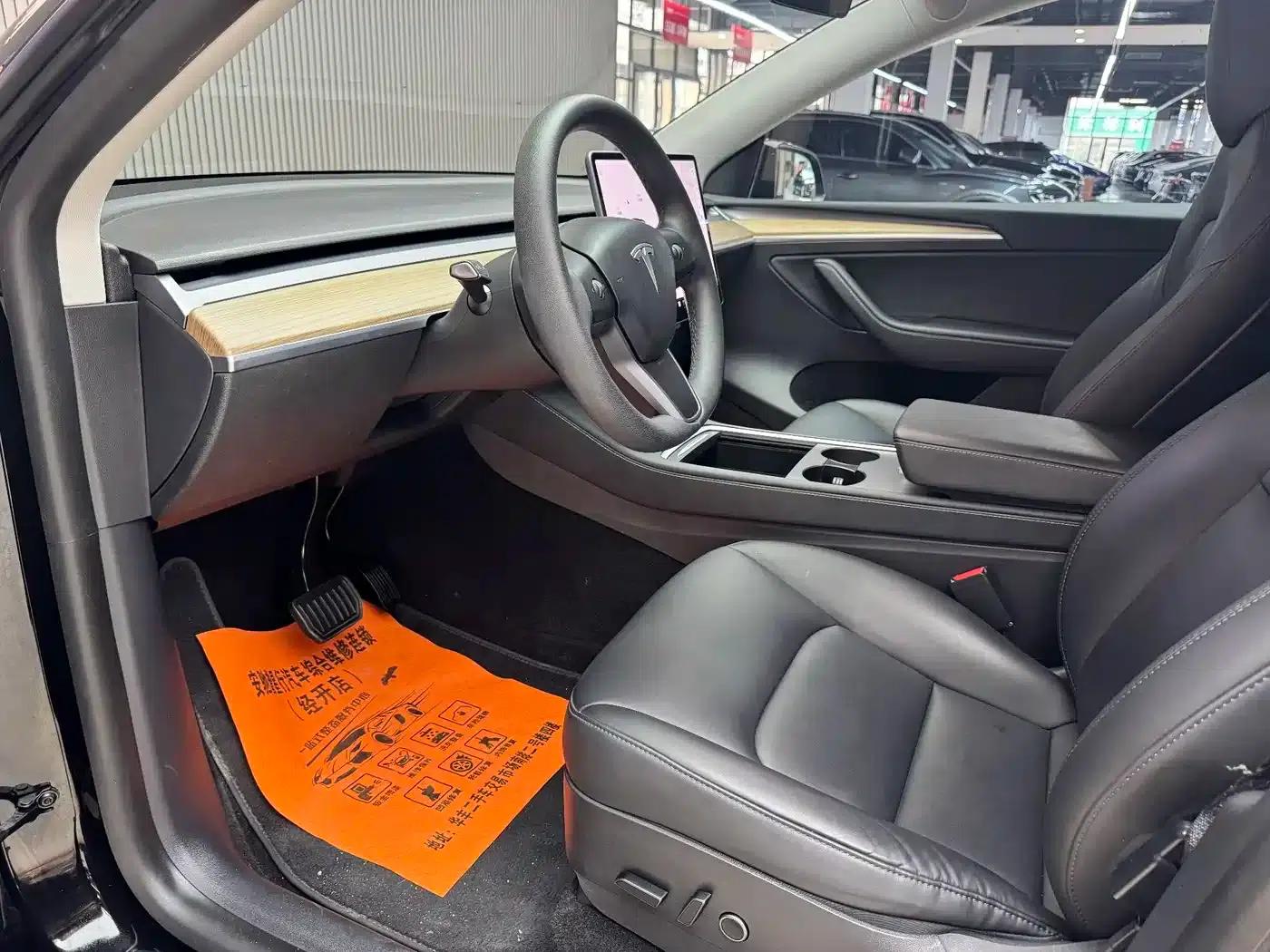Model Y 2021 Standard Range Rear-Wheel Drive — миниатюра 4