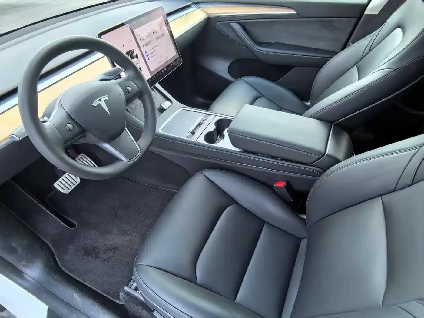 Model Y 2022 Performance All-Wheel Drive — миниатюра 9