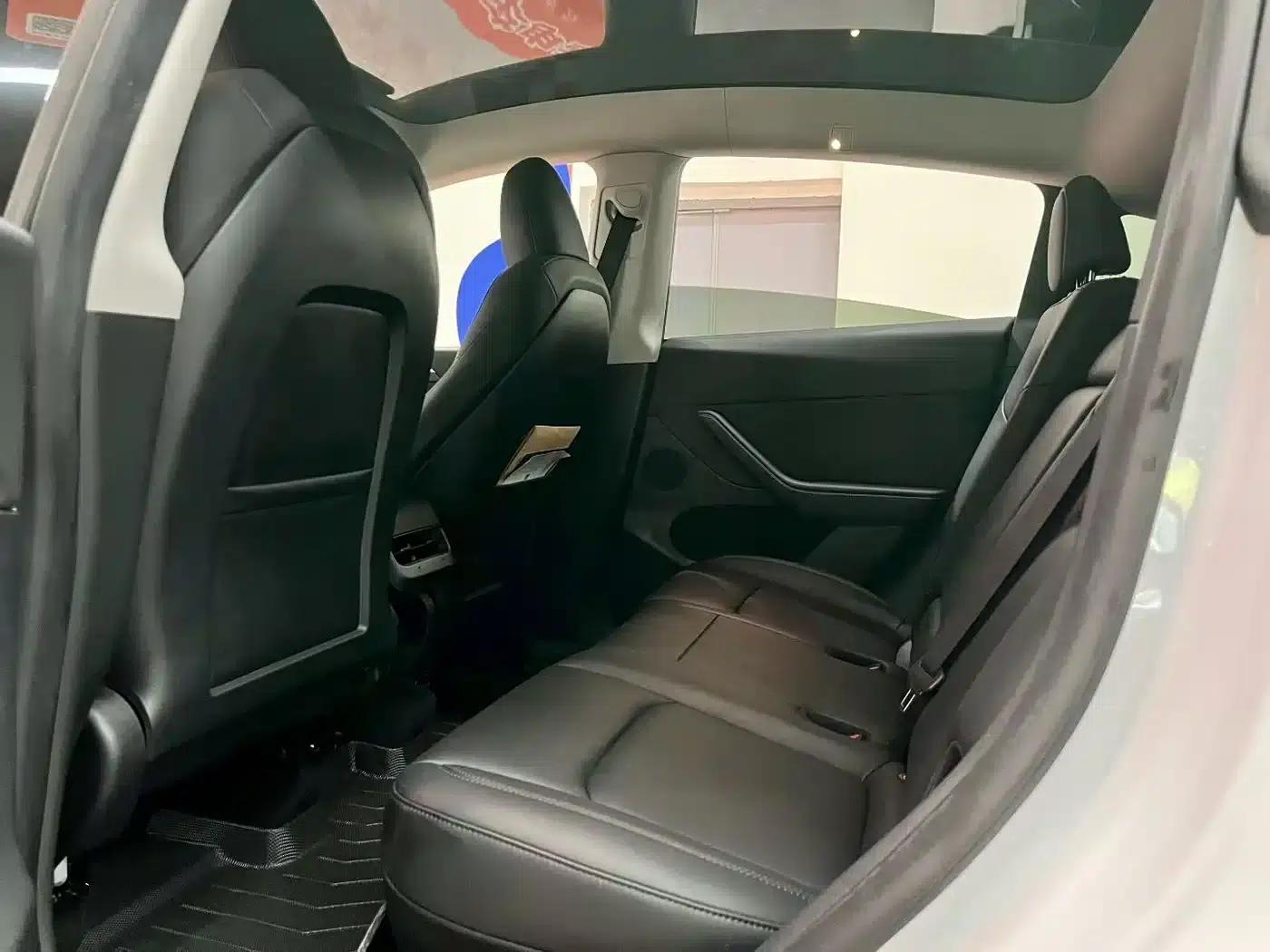 Model Y 2024 Rear-Wheel Drive — миниатюра 6