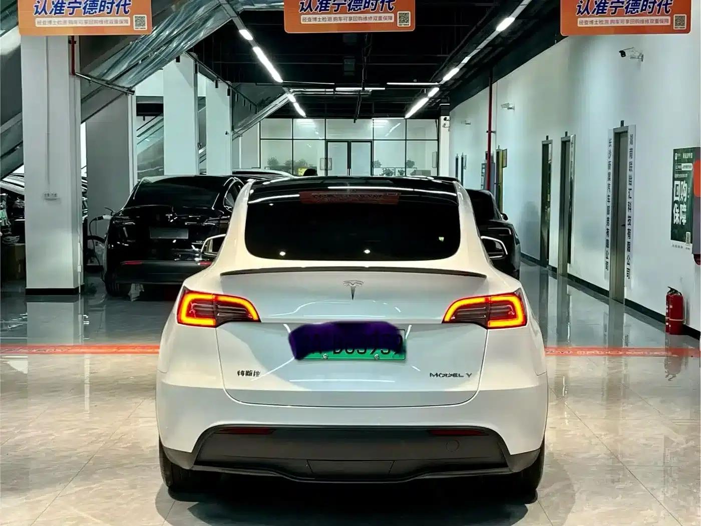 Model Y 2024 Rear-Wheel Drive — миниатюра 8
