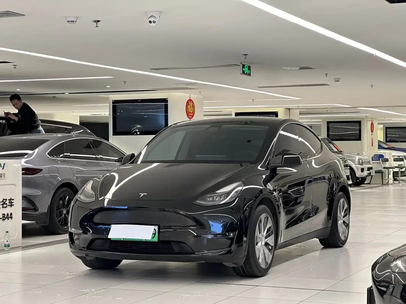 Model Y 2022 Facelift Rear-Wheel Drive Version — миниатюра 1