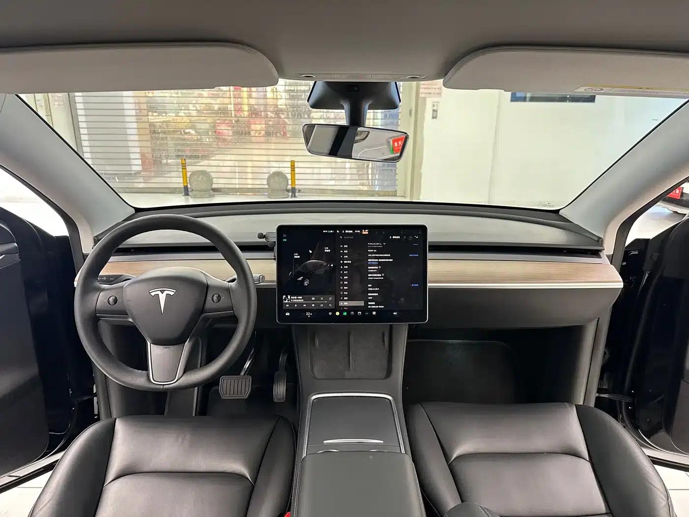 Model Y 2022 Facelift Rear-Wheel Drive Version — миниатюра 13