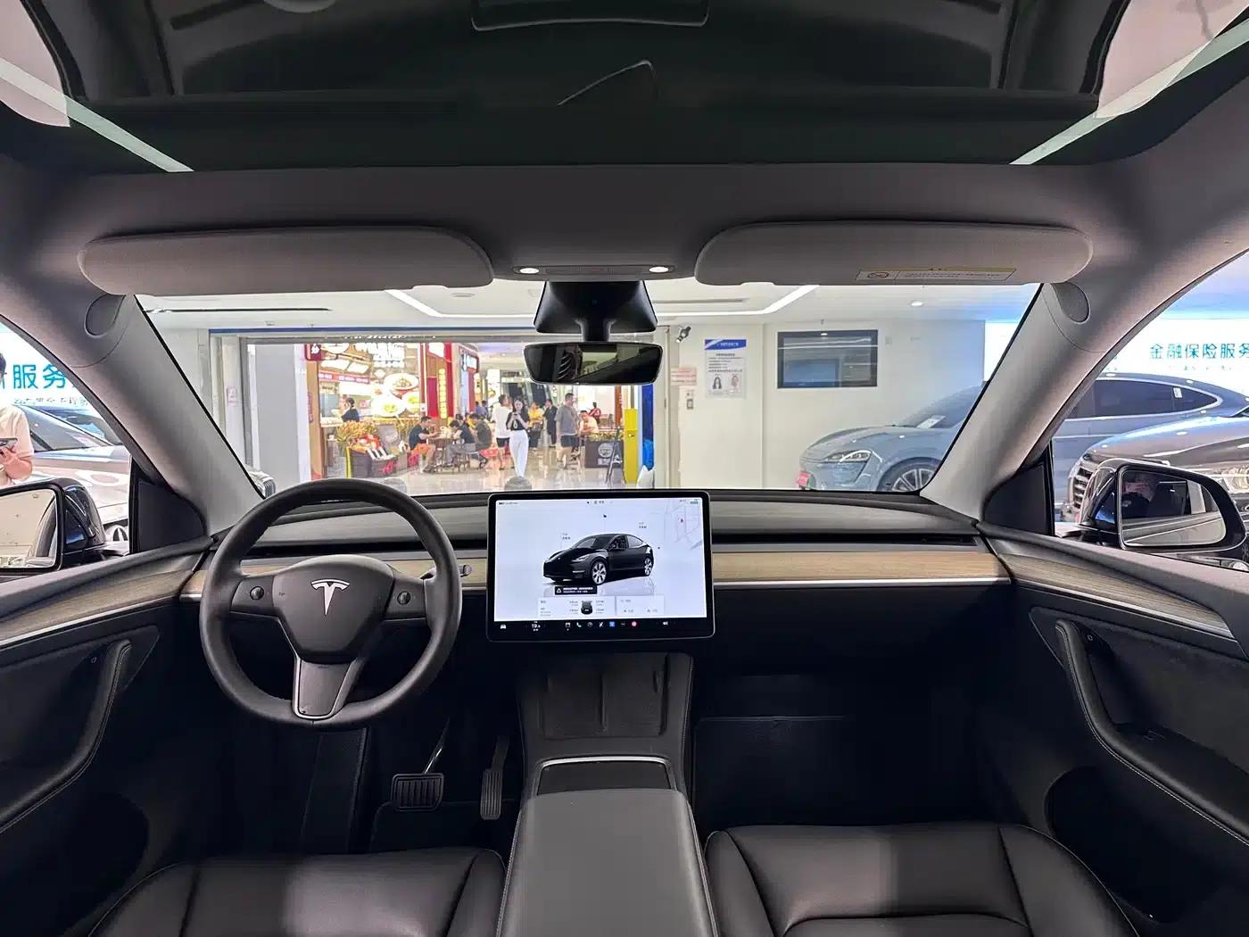 Model Y 2022 Facelift Rear-Wheel Drive Version — миниатюра 15