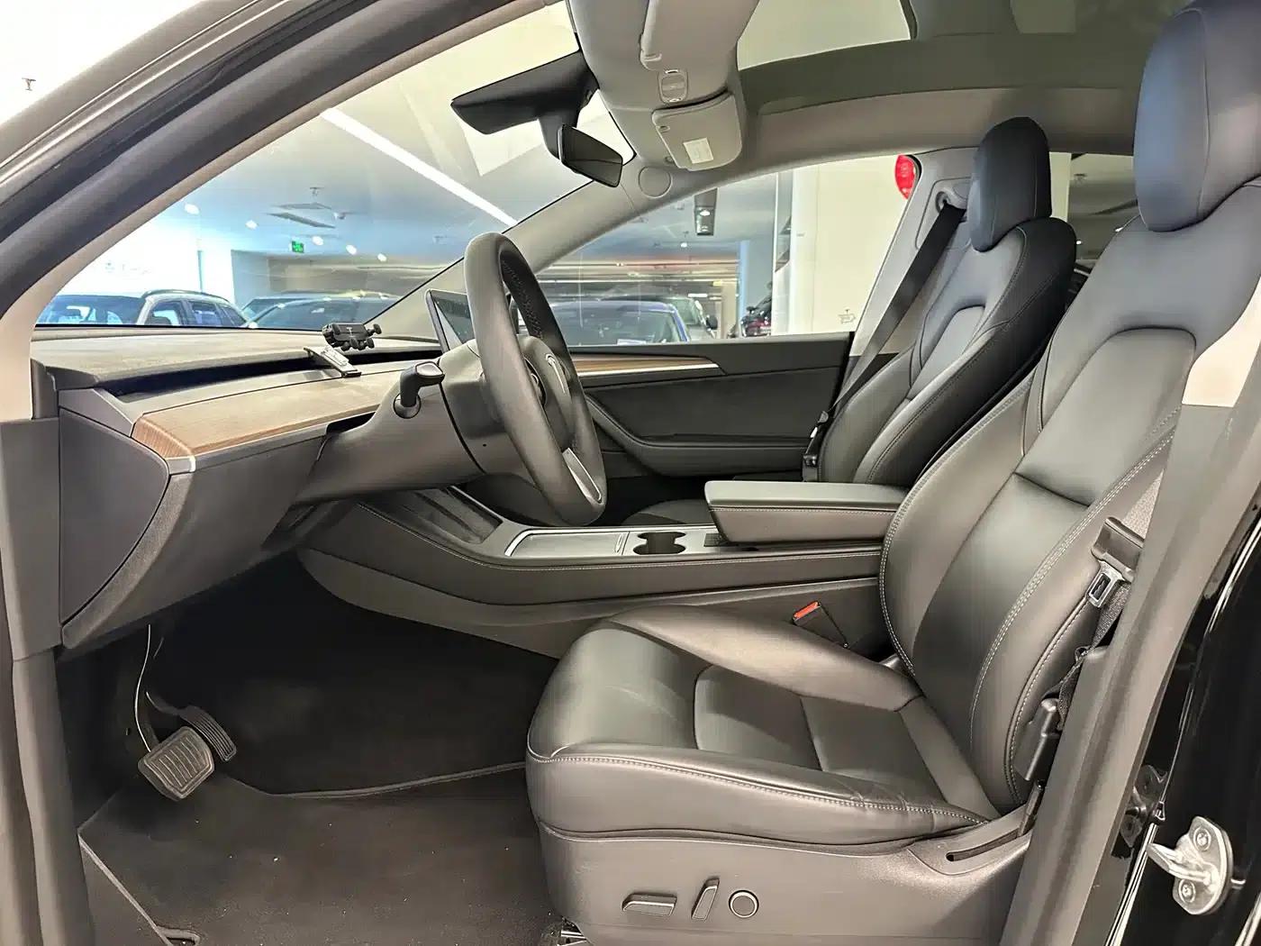 Model Y 2022 Facelift Rear-Wheel Drive Version — миниатюра 7
