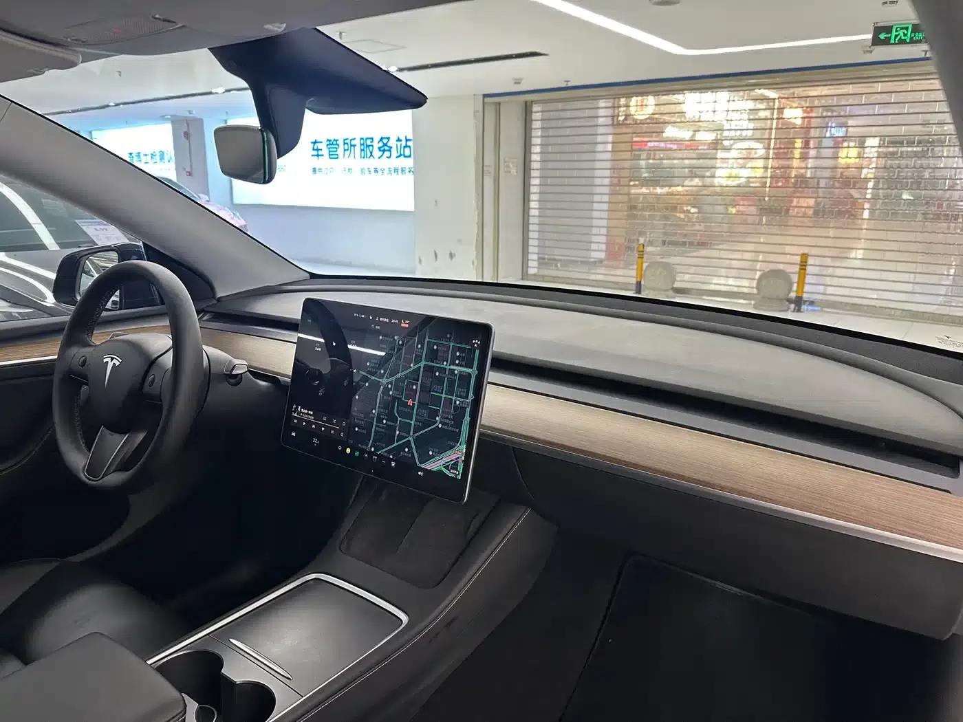 Model Y 2022 Facelift Rear-Wheel Drive Version — миниатюра 8