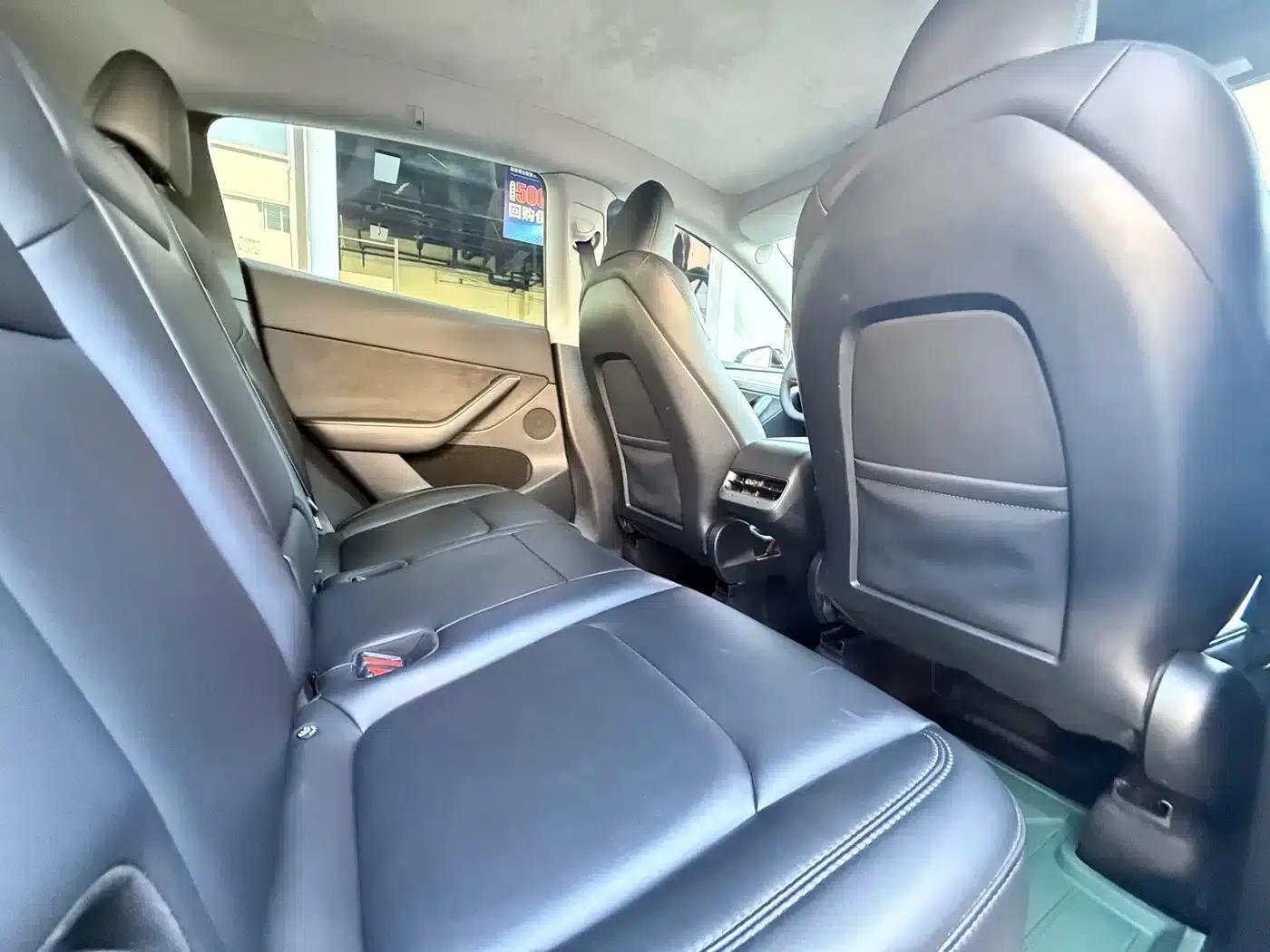 Model Y 2023 Rear-Wheel Drive — миниатюра 11