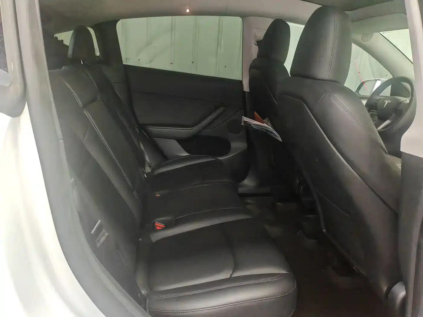 Model Y 2023 Rear-Wheel Drive — миниатюра 6