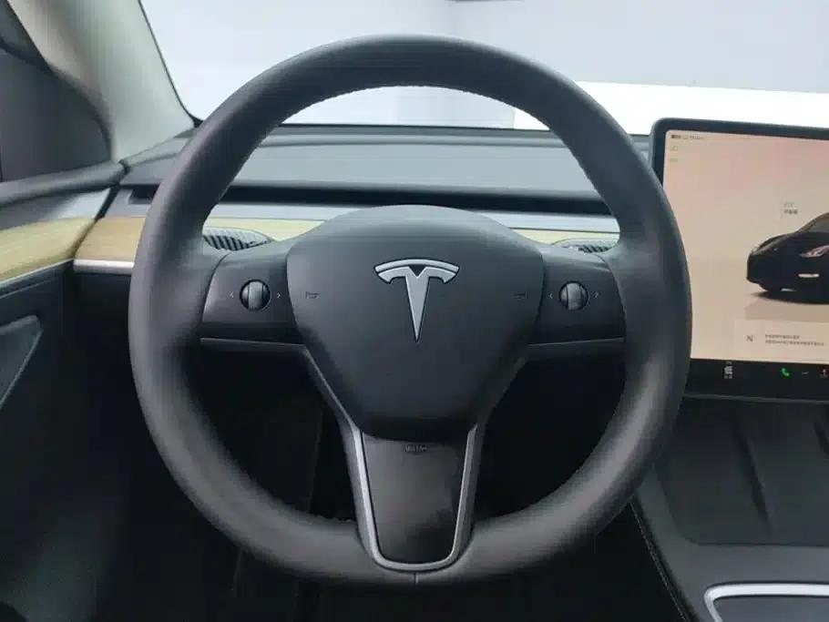 Model Y 2022 Facelift Rear-Wheel Drive Version — миниатюра 15