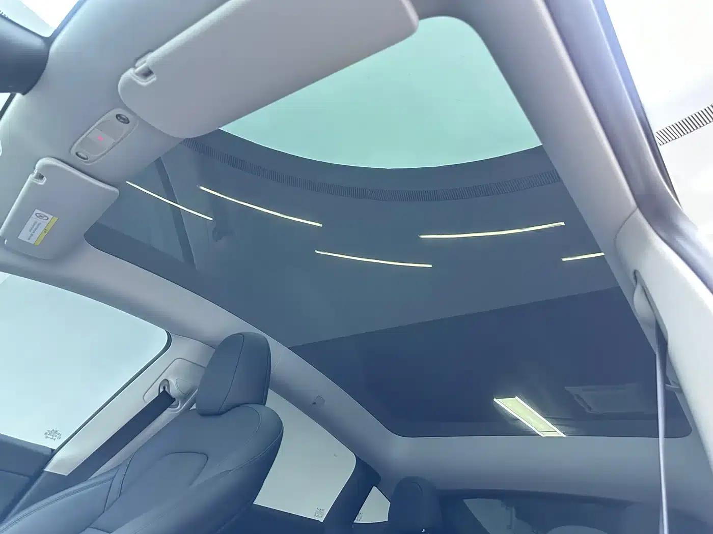Model Y 2022 Facelift Long Range All-Wheel Drive Version — миниатюра 14