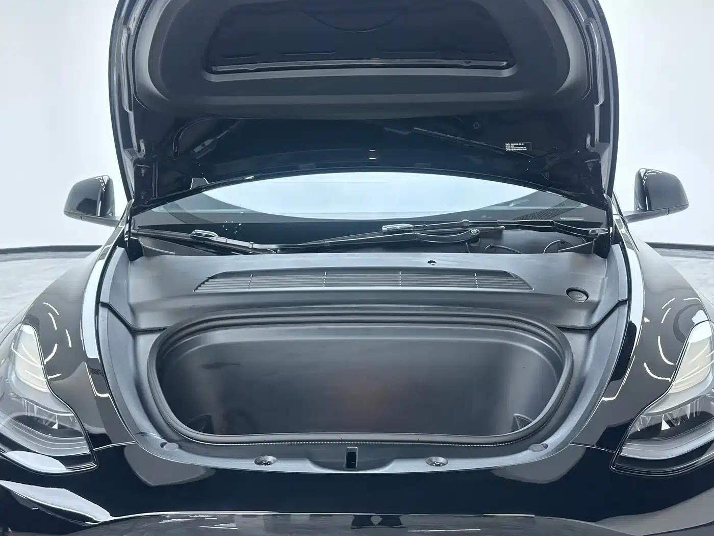 Model Y 2022 Facelift Long Range All-Wheel Drive Version — миниатюра 16