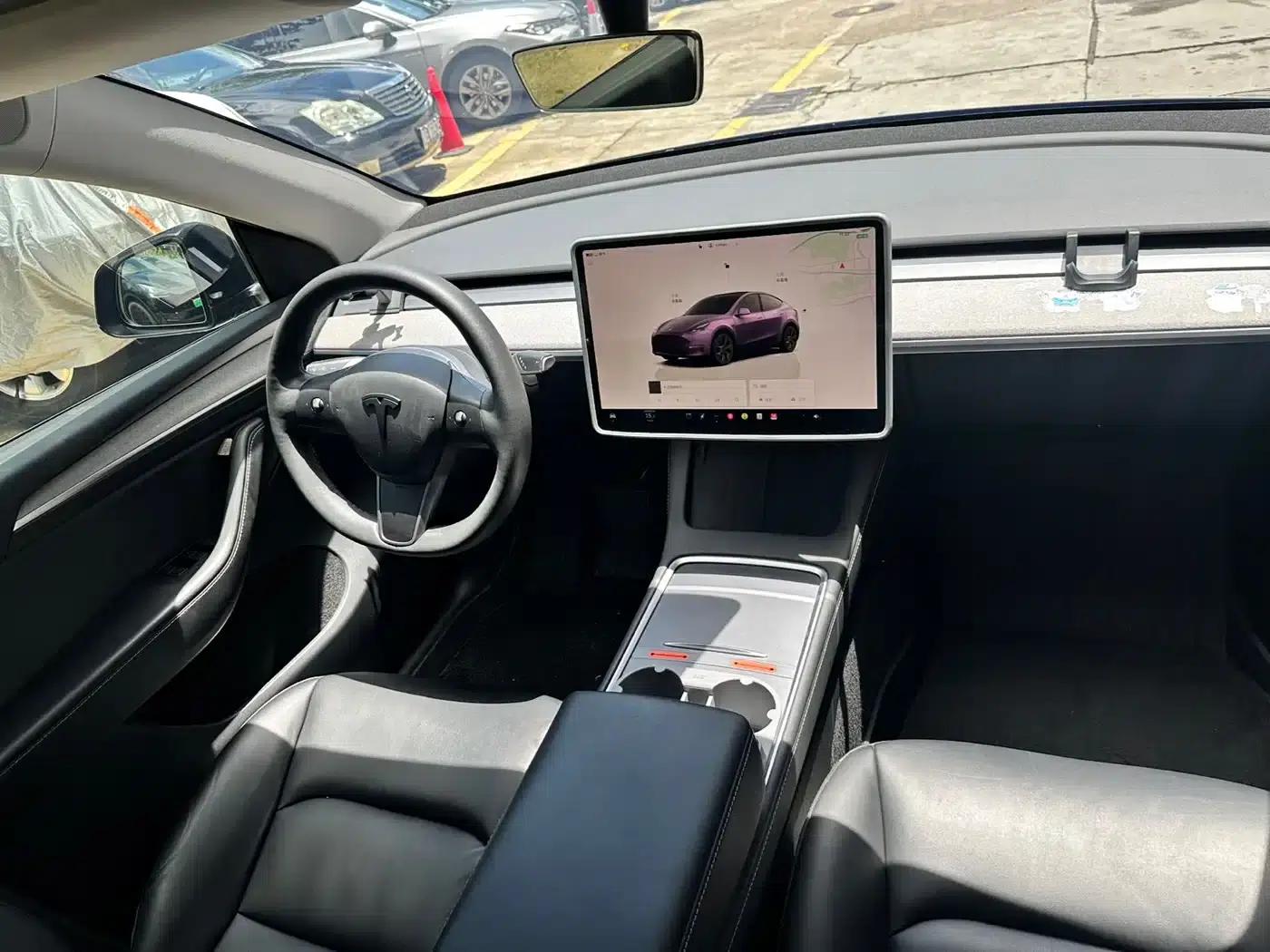 Model Y 2023 Rear-Wheel Drive — миниатюра 16