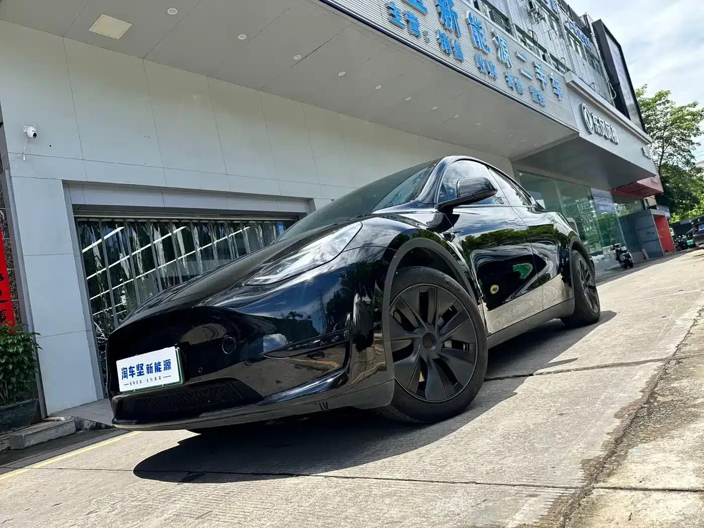 Model Y 2023 Rear-Wheel Drive — миниатюра 9